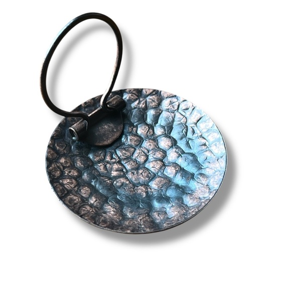 Hammered Copper Disc Scarf Clip - Picture 6 of 6